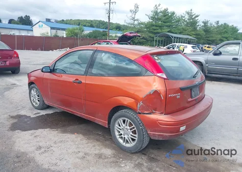 2005 Ford Focus Zx3 z USA, uszkodzony, nr VIN 3FAFP31N75R102118